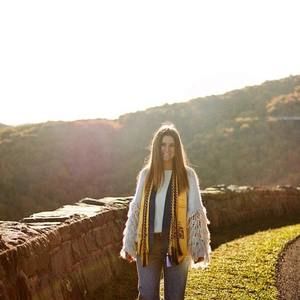 Meet your Posher, Avery